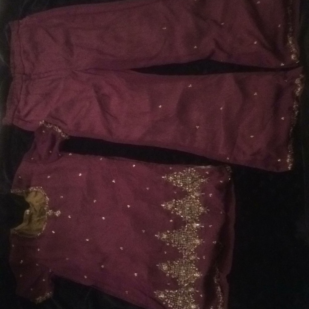 Women's pant suit